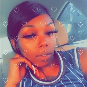 Meet your Posher, Brittney